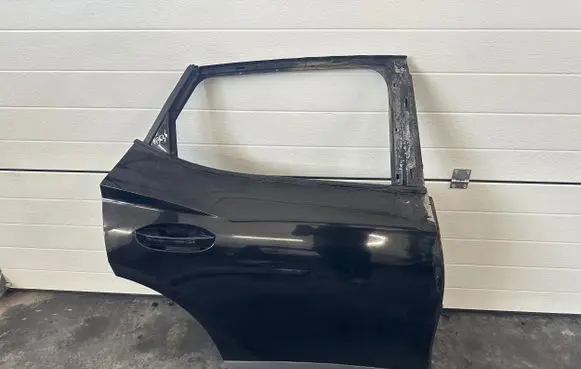 Cupra Formentor Rear door