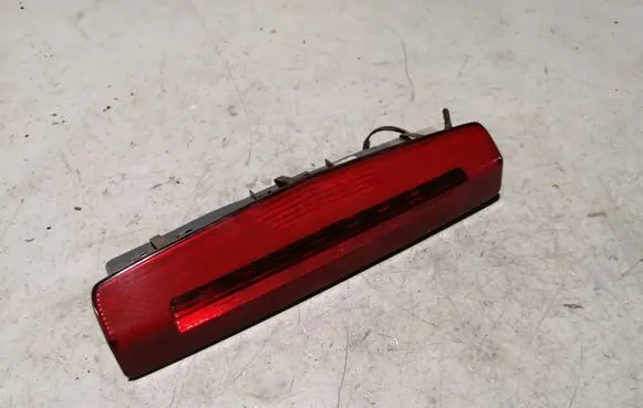 Opel Zafira B Third/center stoplight 13211587