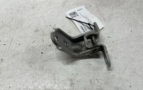 KIA Magentis Front door upper hinge A046057