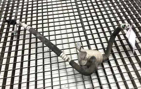 Hyundai Kona I Air conditioning (A/C) pipe/hose