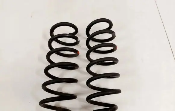 Nissan Qashqai Rear coil spring