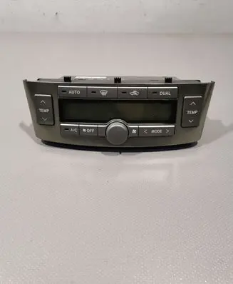 Toyota Avensis T250 Climate control unit 5590005271