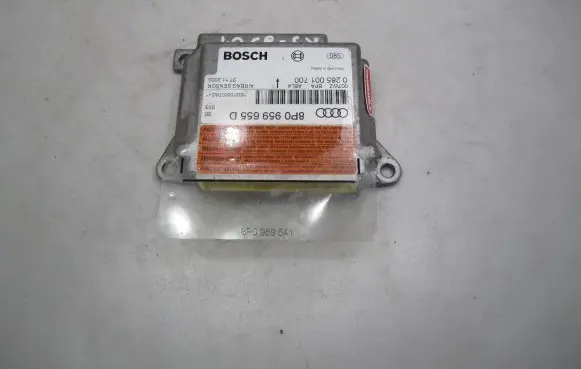 Audi A3 S3 8P Airbag control unit/module 8P0959655D 003700007WZ 0285001700