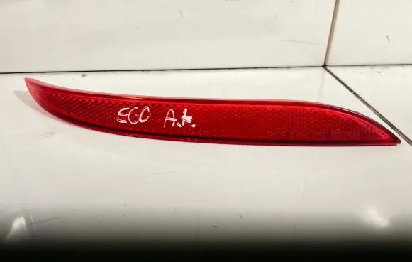 BMW 5 E60 E61 Rear tail light reflector 718391403