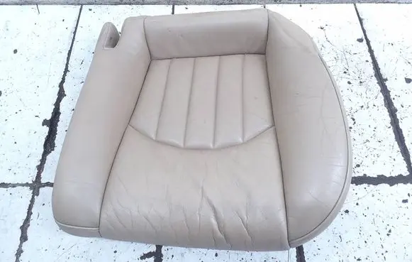 Mercedes-Benz CLS C219 Rear seat A2199200150