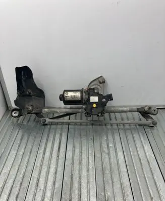 BMW 3 F30 F35 F31 Front wiper linkage and motor 7267503 W000026097