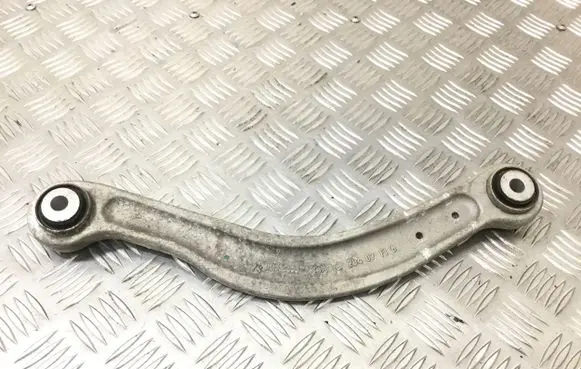 Mercedes-Benz C W205 Rear control arm A20407