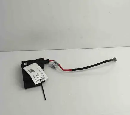 BMW X2 F39 Current control relay 18576710 8647841