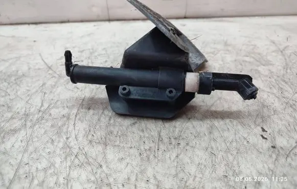 Volvo XC60 Headlight washer spray nozzle 31416218