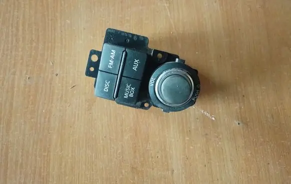Nissan Pathfinder R51 Other switches/knobs/shifts 283955X008