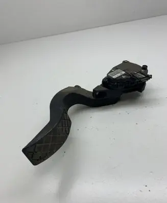 Audi A4 S4 B6 8E 8H Accelerator throttle pedal 8E1721523 6PV00837601