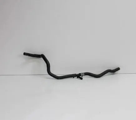 Volkswagen Jetta VII Engine coolant pipe/hose
