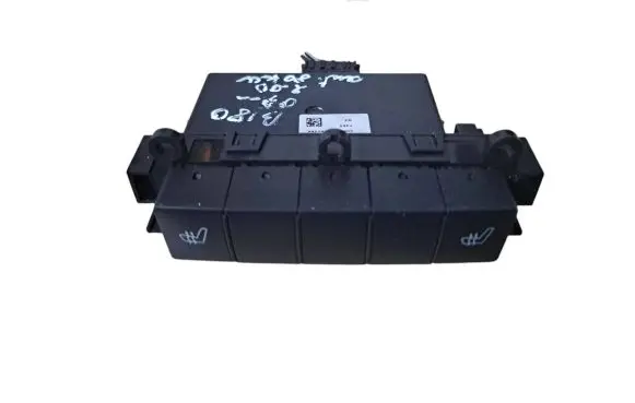 Mercedes-Benz B W245 Seat heating switch 1698208510