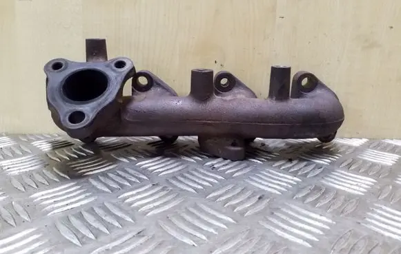 Hyundai i40 Exhaust manifold