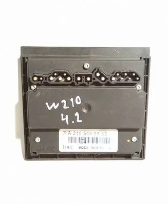 Mercedes-Benz E W210 Coolant fan relay A2105450332