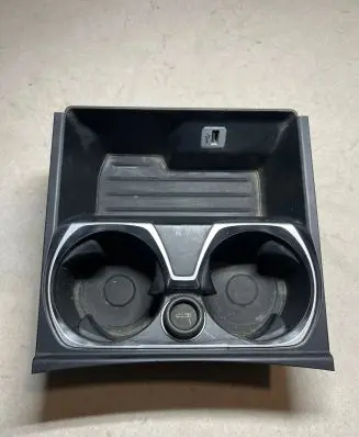 Cup holder front