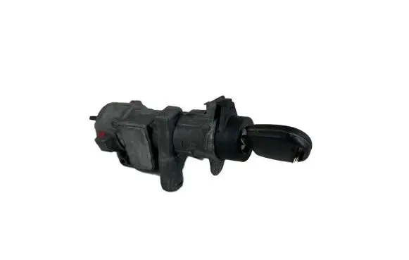 Volkswagen PASSAT B5 Ignition lock 4B0905851