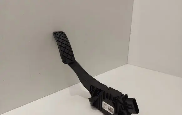 Volkswagen Tiguan Allspace Accelerator throttle pedal 5Q2723503F