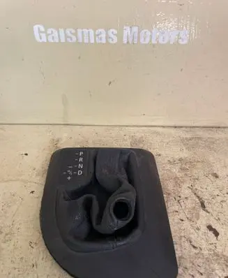 BMW 5 E60 E61 Gear shifter surround trim plastic 7034089