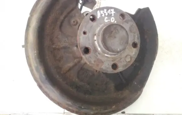 Skoda Octavia Mk2 (1Z) Rear brake disc plate dust cover 
