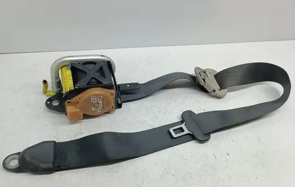 Toyota Corolla E120 E130 Front seatbelt 7321002271 0460523R XF60