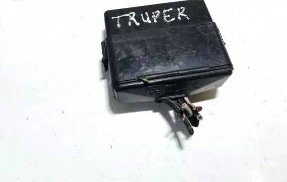 Isuzu Trooper Fuse box set 71541381