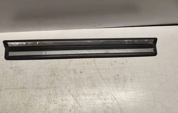 BMW 3 E46 Front sill trim cover 8219185