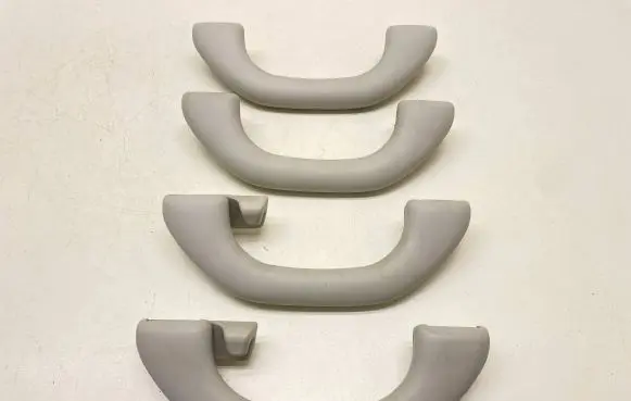 Volkswagen Touran I A set of handles for the ceiling 6N0857607AC
