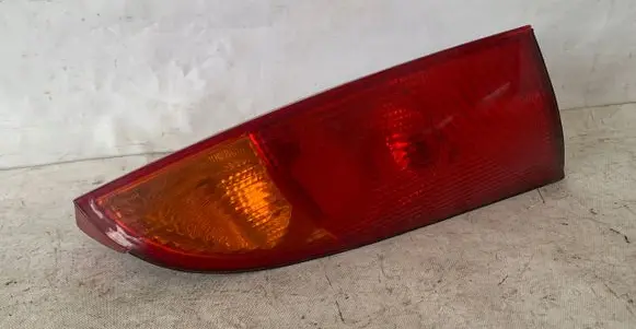 Ford Focus Rear/tail lights 1M5113404A