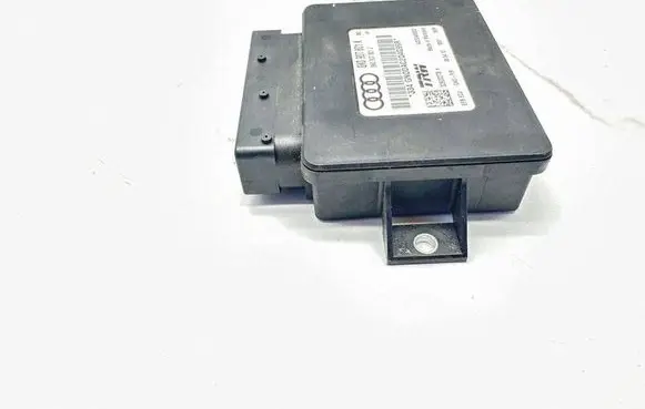 Audi A5 8T 8F Hand brake control module 8K0907801K 8K0907801J 32620278