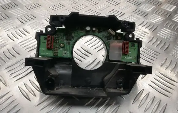 Volvo V70 Steering angle sensor 8666597