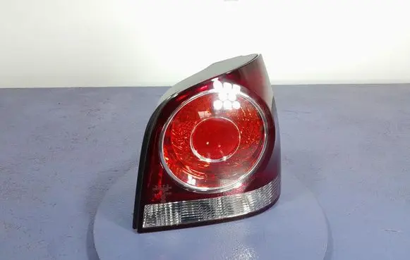 Volkswagen Cross Polo Rear/tail lights 01-441-1984R