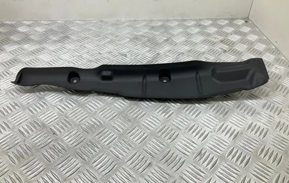 Audi A4 S4 B9 Fender foam support/seal 8W0821112