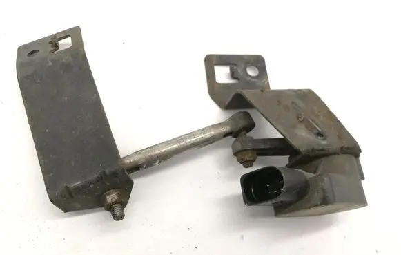 Nissan Leaf I (ZE0) Air suspension front height level sensor 5381289900