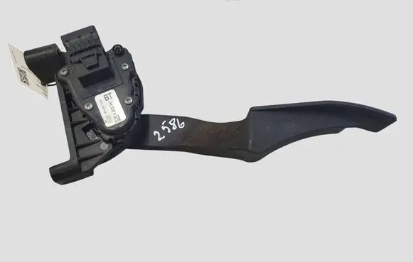 Opel Zafira B Accelerator throttle pedal 9202341