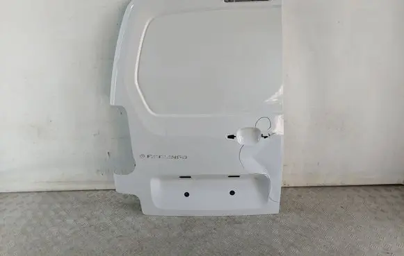 Citroen Berlingo Back/rear loading door 9820437080