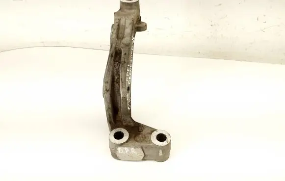 Opel Grandland X Engine mounting bracket S0422B
