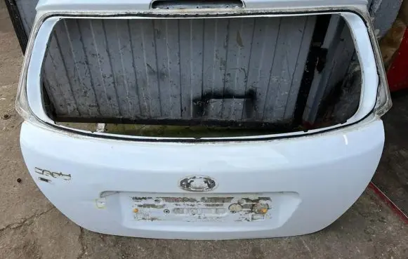 KIA Ceed Tailgate/trunk/boot lid