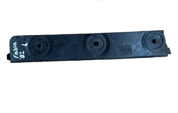Skoda Fabia Mk1 (6Y) Front bumper mounting bracket 6Y0807183A 6Y0807049A