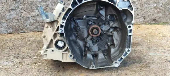Dacia Sandero II Manual 5 speed gearbox JH3399 300743
