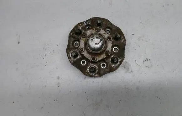 Nissan Terrano Hub lock