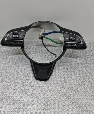 Suzuki Swift III Steering wheel buttons/switches 