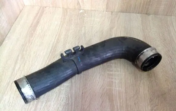 Volkswagen Golf V Intercooler hose/pipe 1K0145838C
