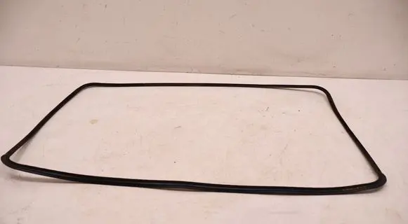 Mercedes-Benz E W124 Sunroof sealing rubber 2Y3ACM567FW