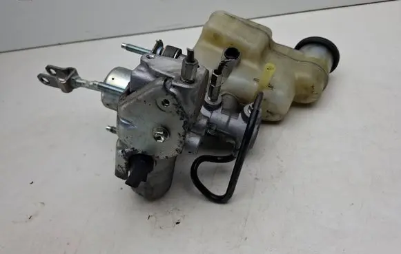 Lexus GS 250 350 300H 450H Master brake cylinder 4720730080