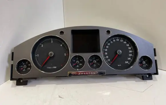 Volkswagen Phaeton Speedometer (instrument cluster) 0263660004 0305000175 3D0920885A