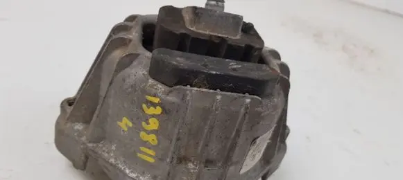 BMW 1 E81 E87 Engine mount bracket 139811 13981112