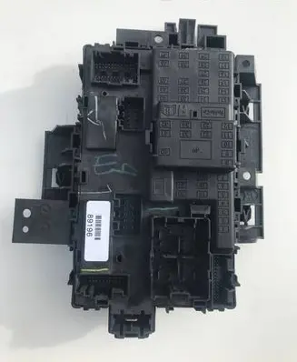 Ford Explorer Fuse module BC3T14B476D11H
