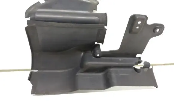 Volvo V70 Intercooler air guide/duct channel 31323243