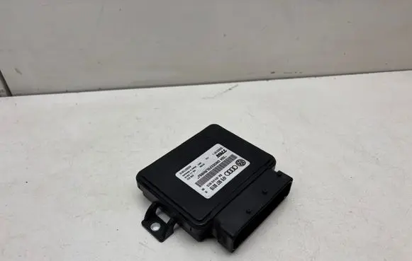 Audi A6 S6 C6 4F Hand brake control module 4F0907801B 4F0910801D 32620187C